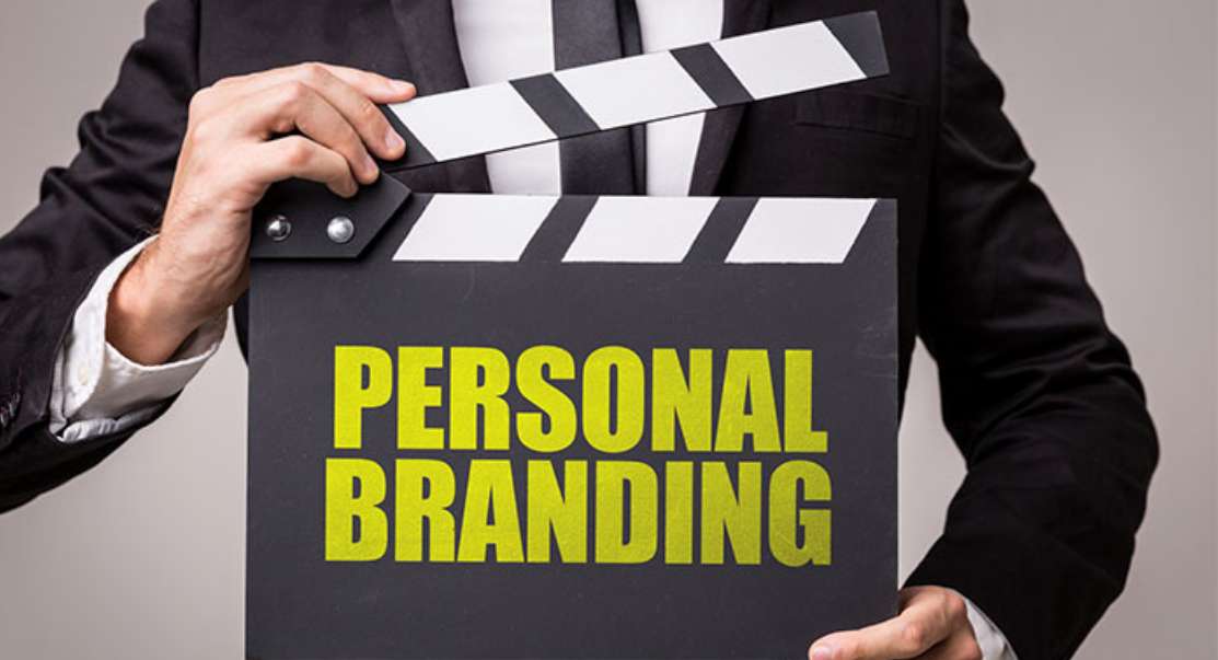 آیا هوش مصنوعی جایگرین بازاریابان می‌شود؟